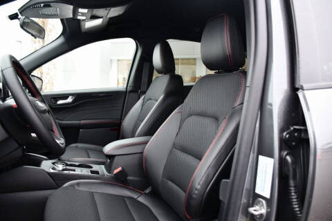 2026 Ford Escape ST-Line Select