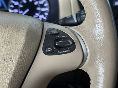 2013 Nissan Pathfinder Platinum