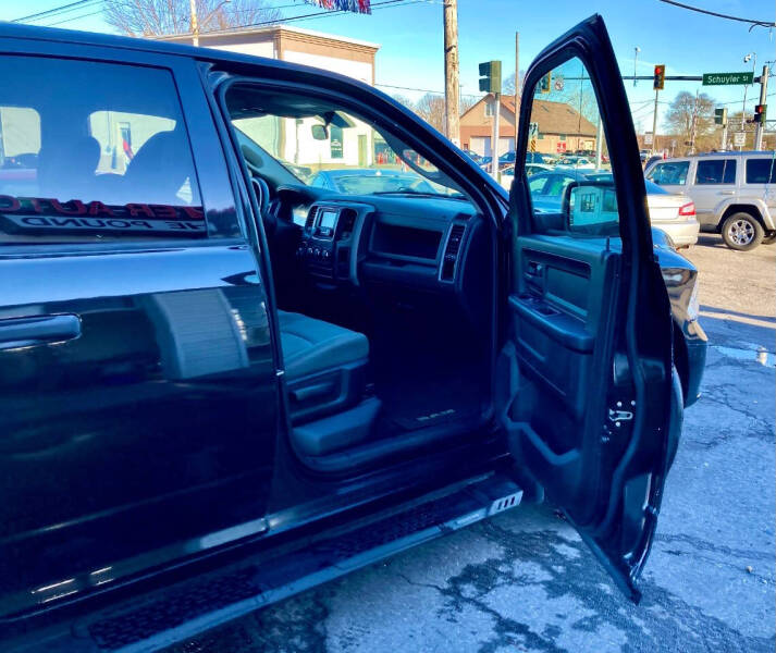 2017 RAM 1500 Express