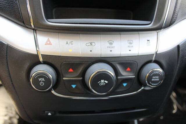 2020 Dodge Journey SE Value