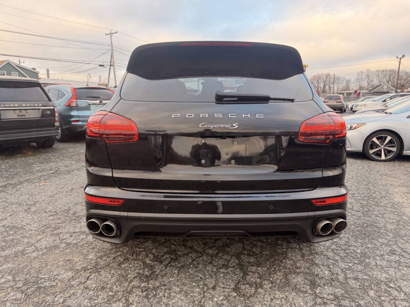 2017 Porsche Cayenne S