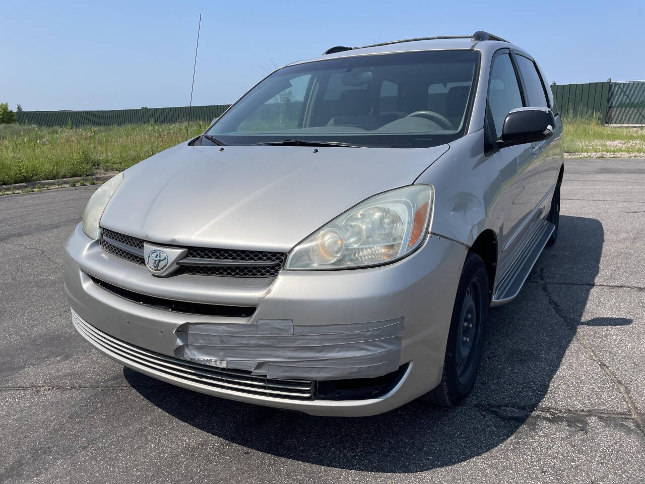 2004 Toyota Sienna for sale at Twin Cities Auctions in Elk River, MN