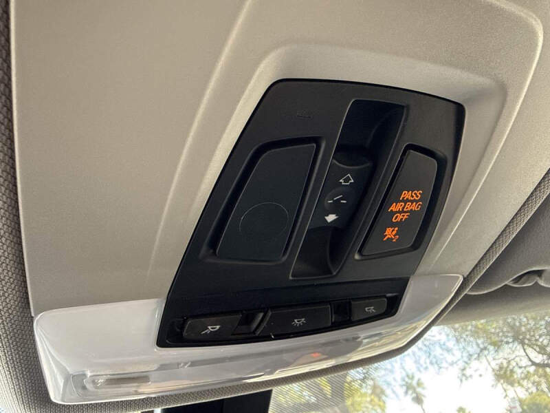 2013 BMW 3 Series 328i