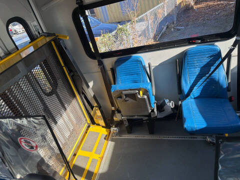 2017 Ford E-Series E-350 SD