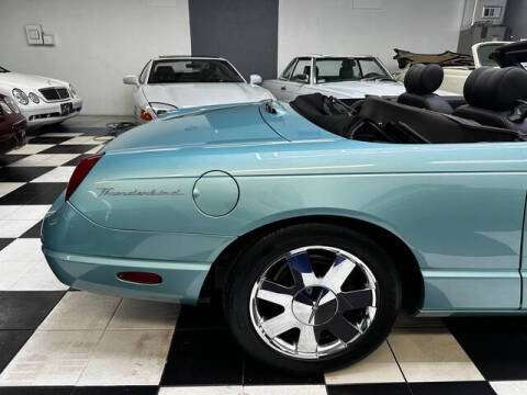 2002 Ford Thunderbird Deluxe