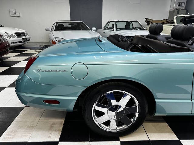 2002 Ford Thunderbird Deluxe
