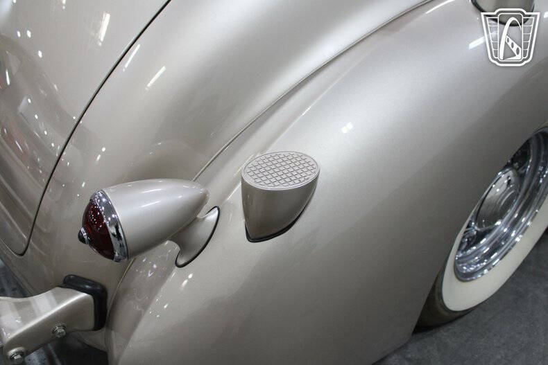 1937 Packard 115C