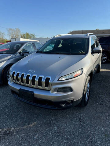 2016 Jeep Cherokee for sale at DuShane Sales in Tecumseh MI