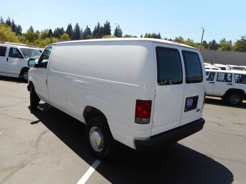 2004 Ford E-Series E-350 SD
