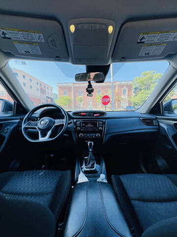 2020 Nissan Rogue S