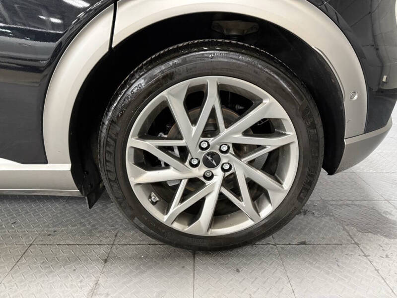 2024 Genesis GV60 Advanced