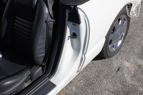 2002 Ford Thunderbird Deluxe