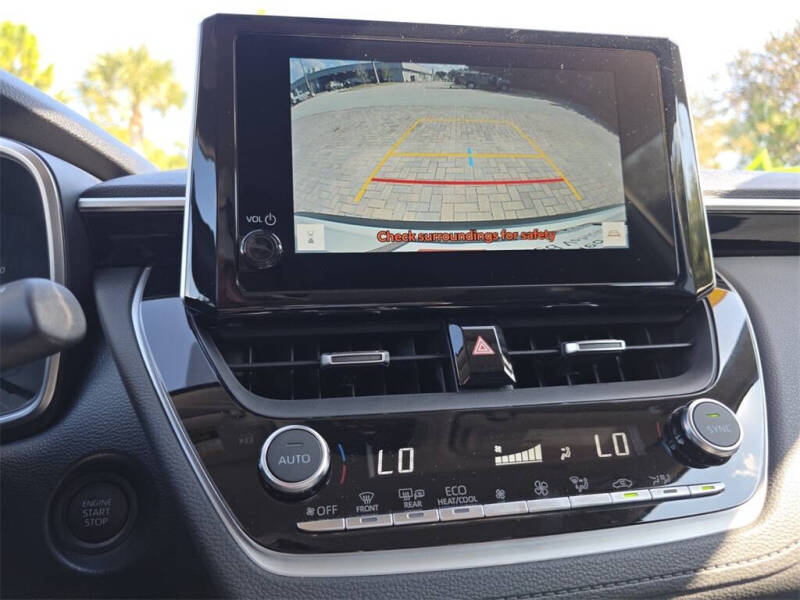 2024 Toyota Corolla Cross XLE