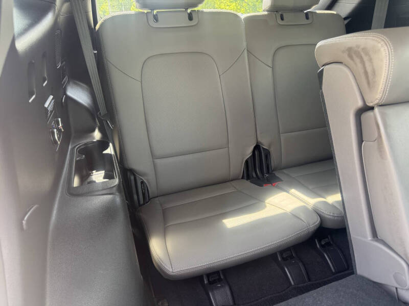 2017 Hyundai Santa Fe SE Ultimate