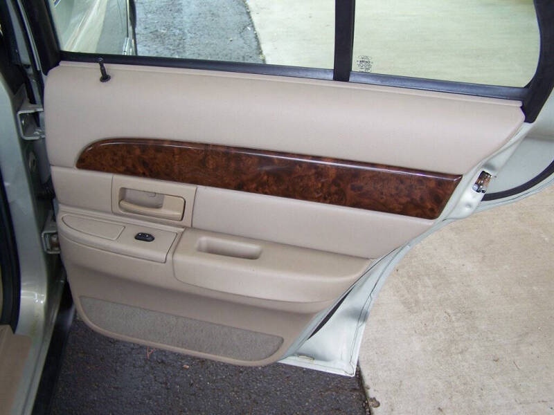 2004 Mercury Grand Marquis GS