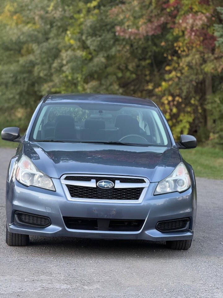 2013 Subaru Legacy 2.5i photo 18