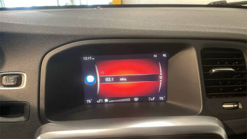 2018 Volvo V60 Cross Country T5 Premier