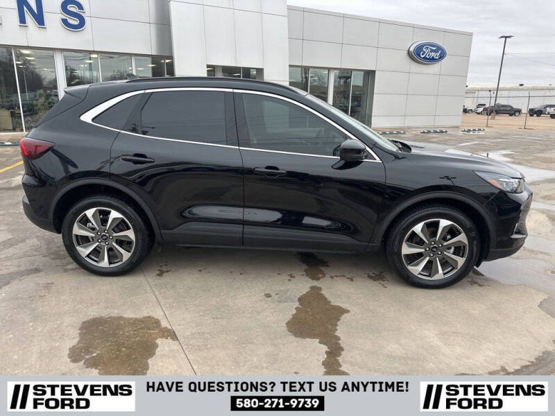 Used 2023 Ford Escape Platinum with VIN 1FMCU9JA8PUB38087 for sale in Enid, OK