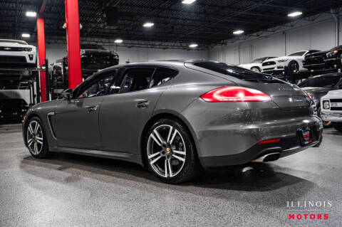 2016 Porsche Panamera 4 Edition