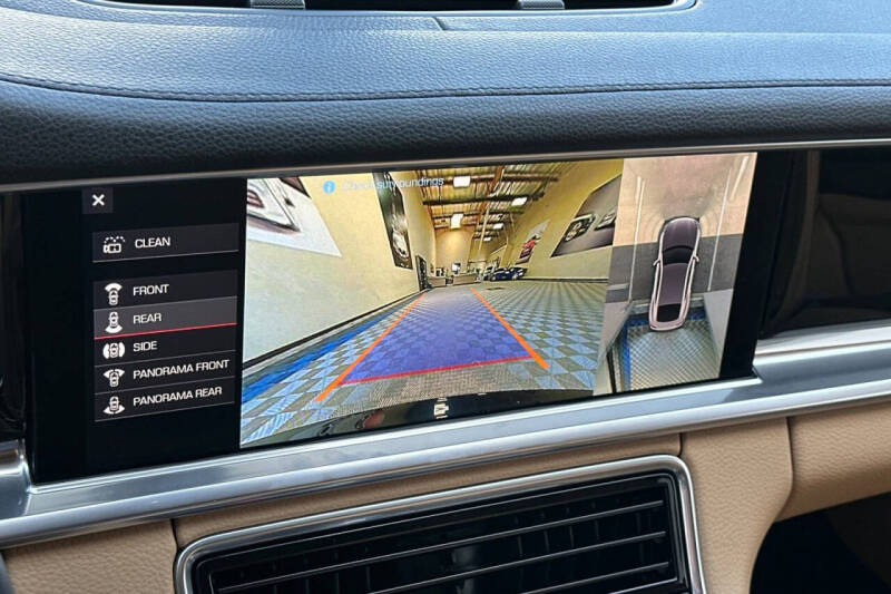 2019 Porsche Panamera