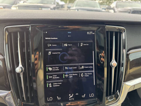 2018 Volvo S90 T5 Momentum