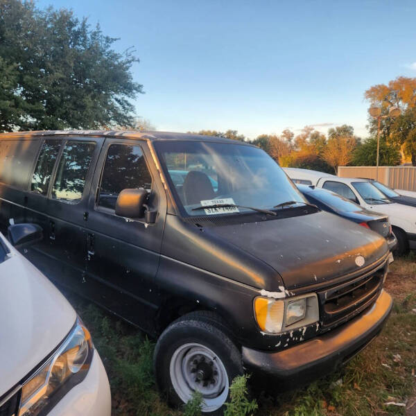 2000 Ford E-350 XL SD