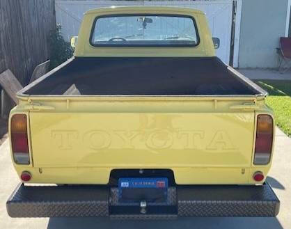 1974 Toyota Hilux