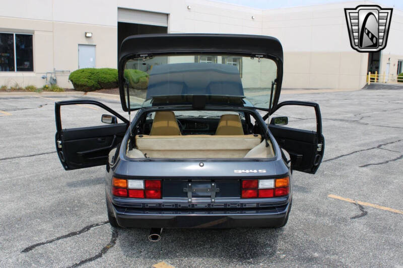 1987 Porsche 944 S