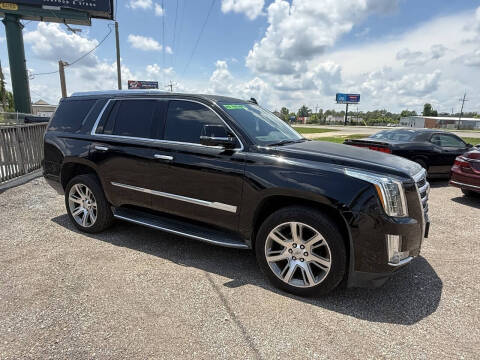 2017 Cadillac Escalade Luxury