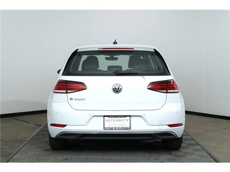 2017 Volkswagen e-Golf SEL Premium