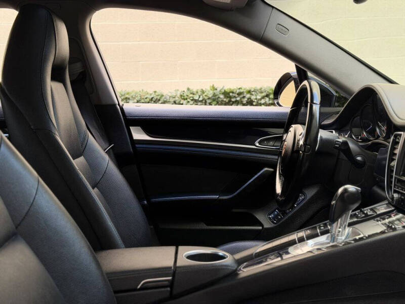 2015 Porsche Panamera