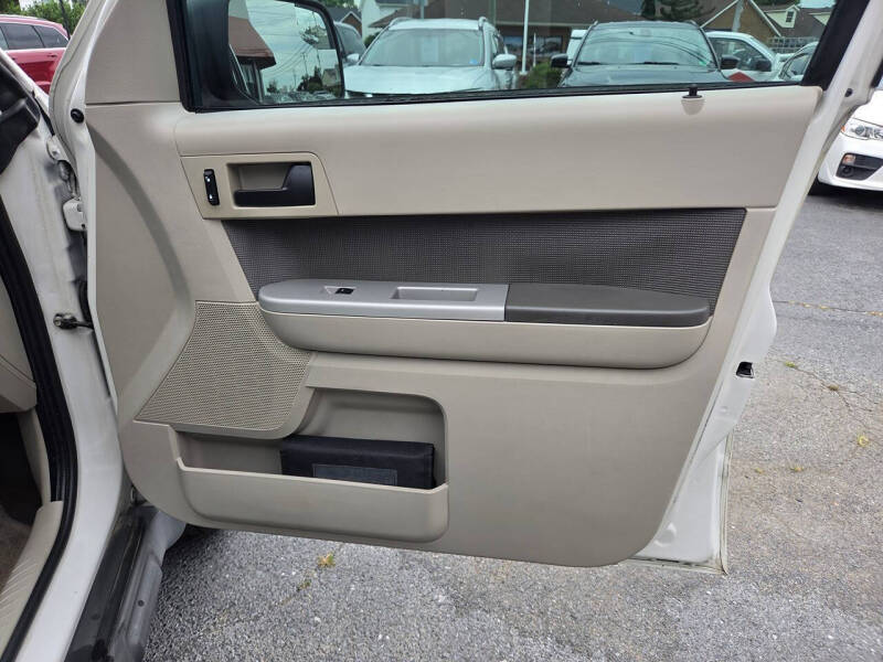 2010 Ford Escape XLT