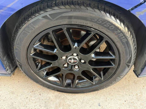 2015 Ford Mustang V6