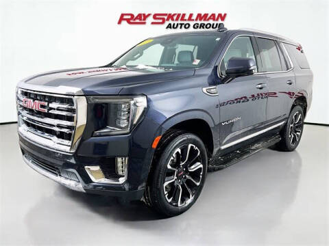2023 GMC Yukon SLT