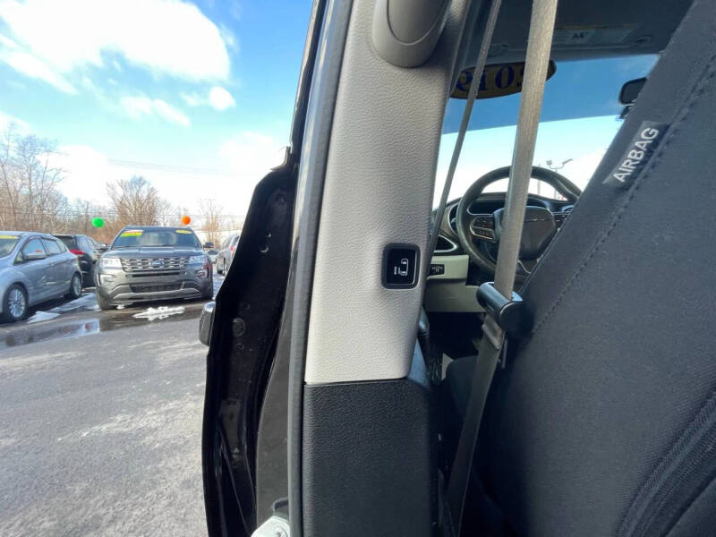 2019 Chrysler Pacifica Touring