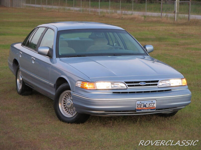 1997 Ford Crown Victoria for sale at Isuzu Classic in Mullins SC