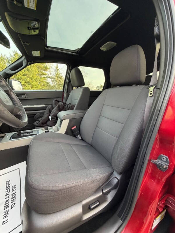 2011 Ford Escape XLT