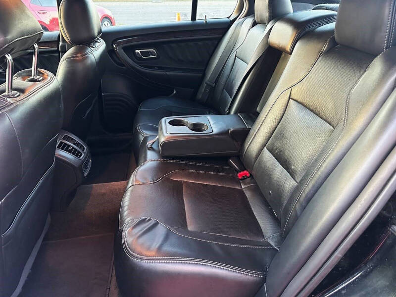 2014 Ford Taurus Limited