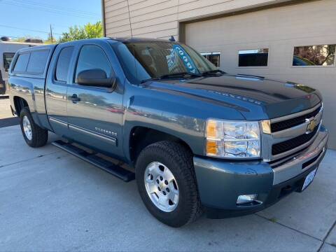 2011 Chevrolet Silverado 1500 for sale at Just Used Cars in Bend OR