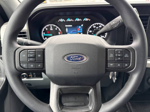 2025 Ford F-350 Super Duty XL