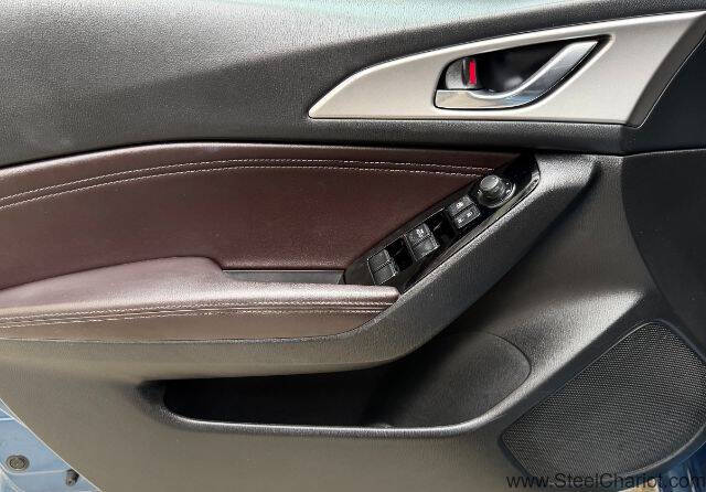 2017 Mazda MAZDA3 Touring