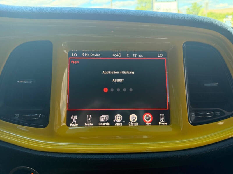 2015 Dodge Challenger SXT