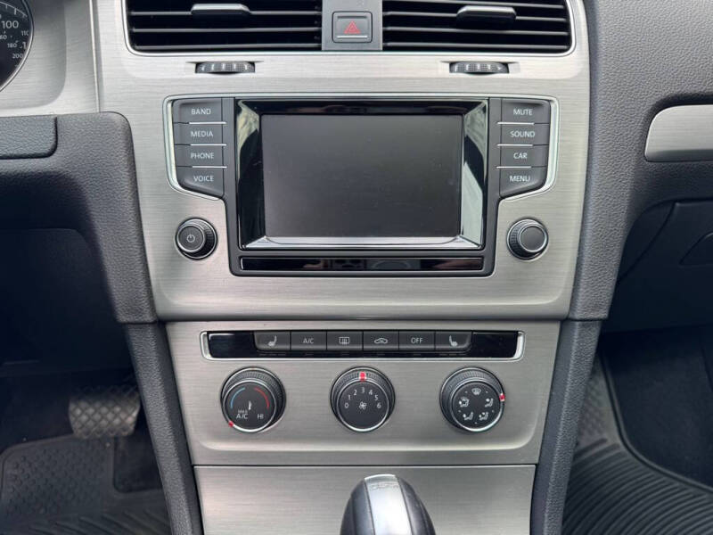 2015 Volkswagen Golf