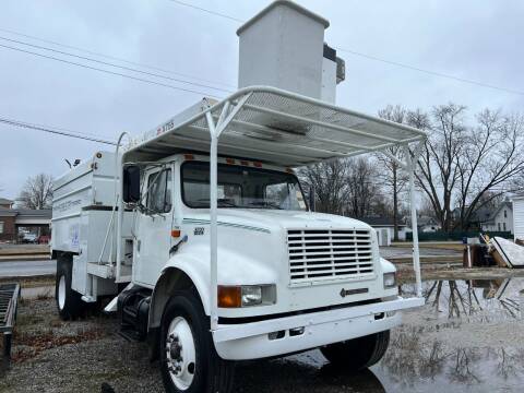 1999 International 4700 for sale at GREAT DEALS ON WHEELS in Michigan City IN