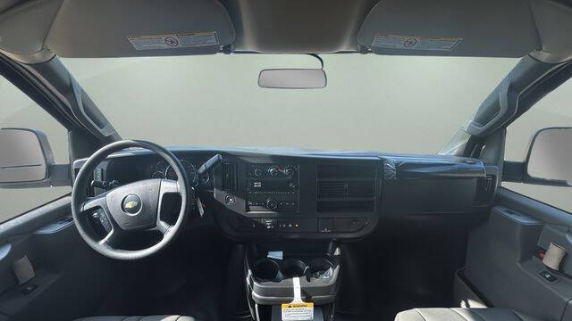 2026 Chevrolet Express 3500
