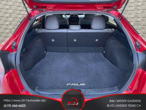 2017 Toyota Prius Two