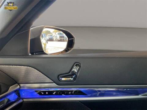 2023 BMW 7 Series 740i