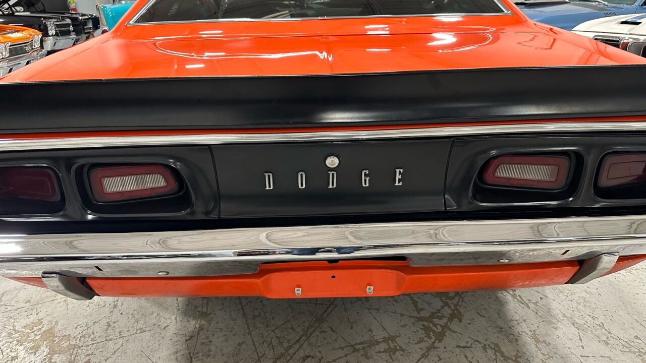 1972 Dodge Challenger 24