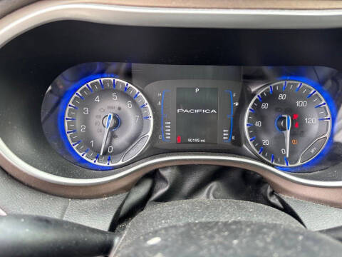 2019 Chrysler Pacifica Touring L