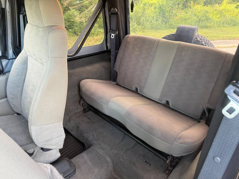 2005 Jeep Wrangler SE